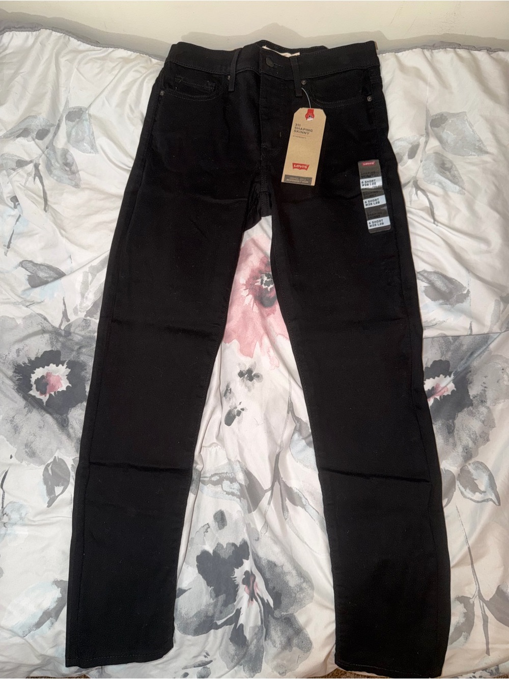 Levi's 311 woman’s shaping skinny Black Jeans